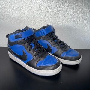Boys NIKE Hi-top Basketball Sneakers, Blue Shoes Sz 6Y